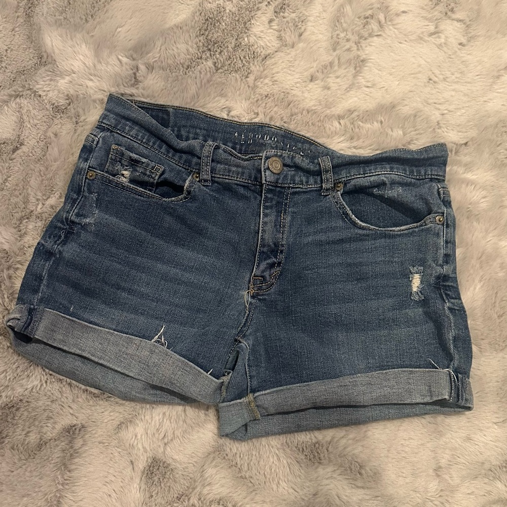 AEROPOSTALE Blue Denim Roll-Up Shorts – Light Distressed Look, Size 4